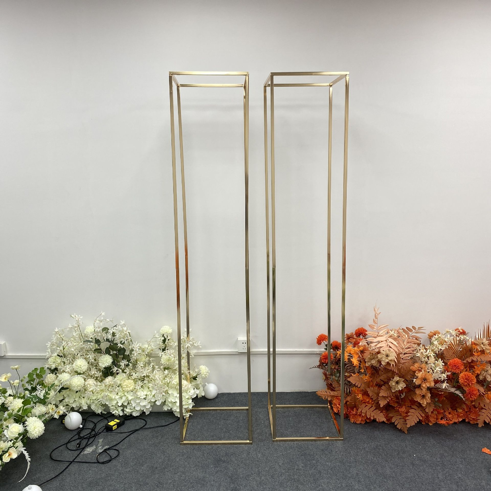 Square Floral Backdrop Stand