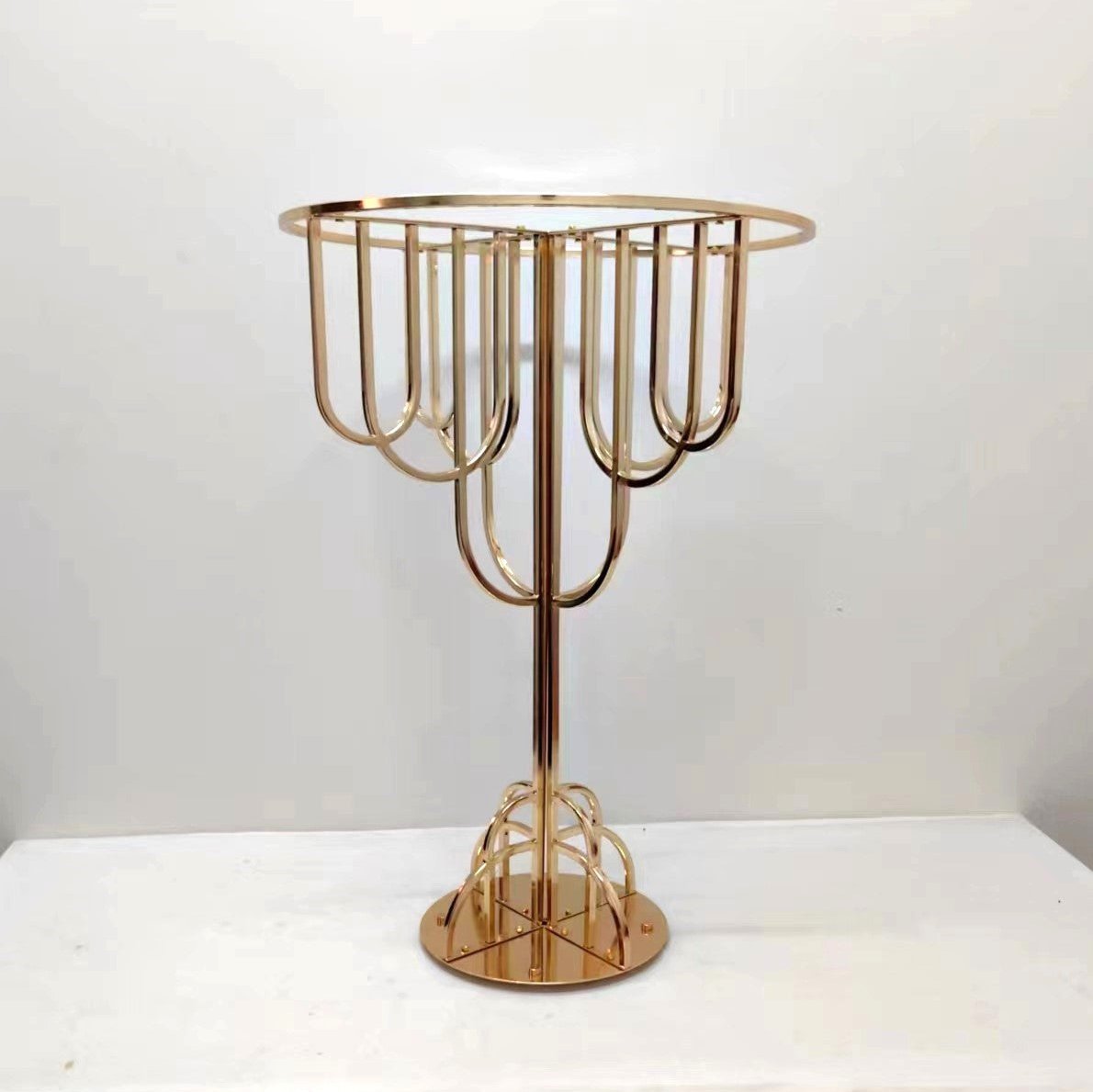 Gold Metal Round Flower Stand 