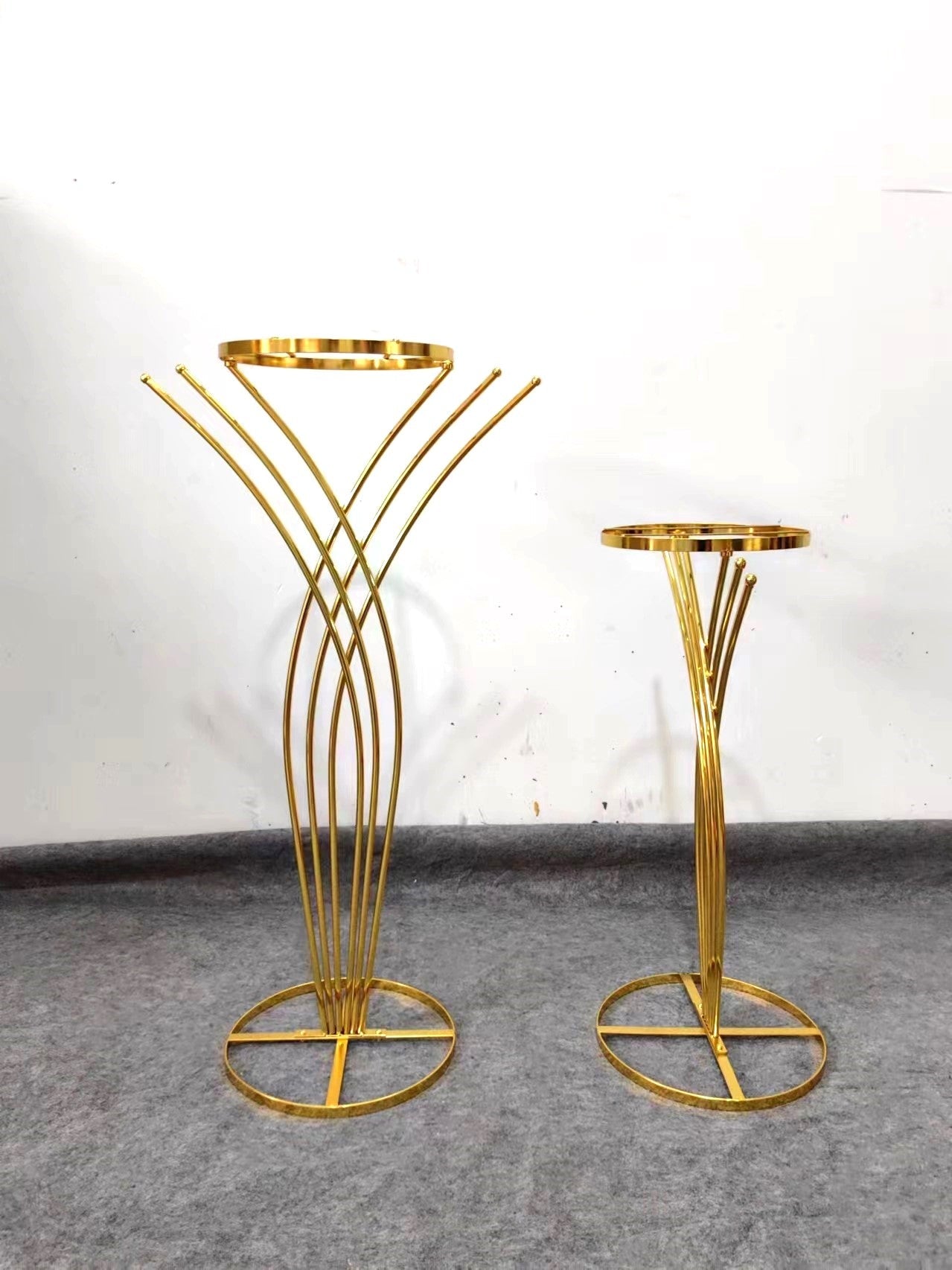 Gold Mermaid-Shaped Table Floral Stand