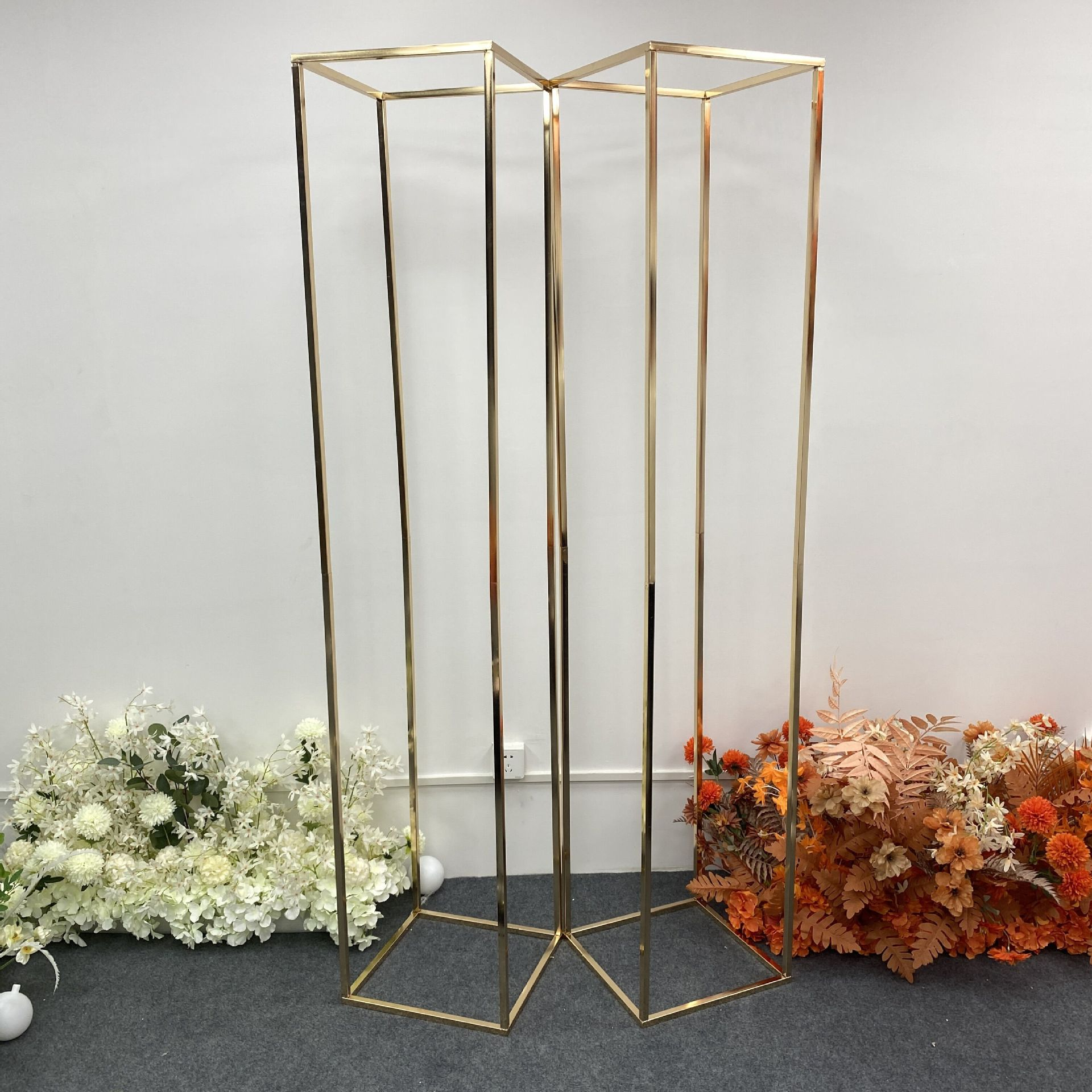 Square Floral Backdrop Stand