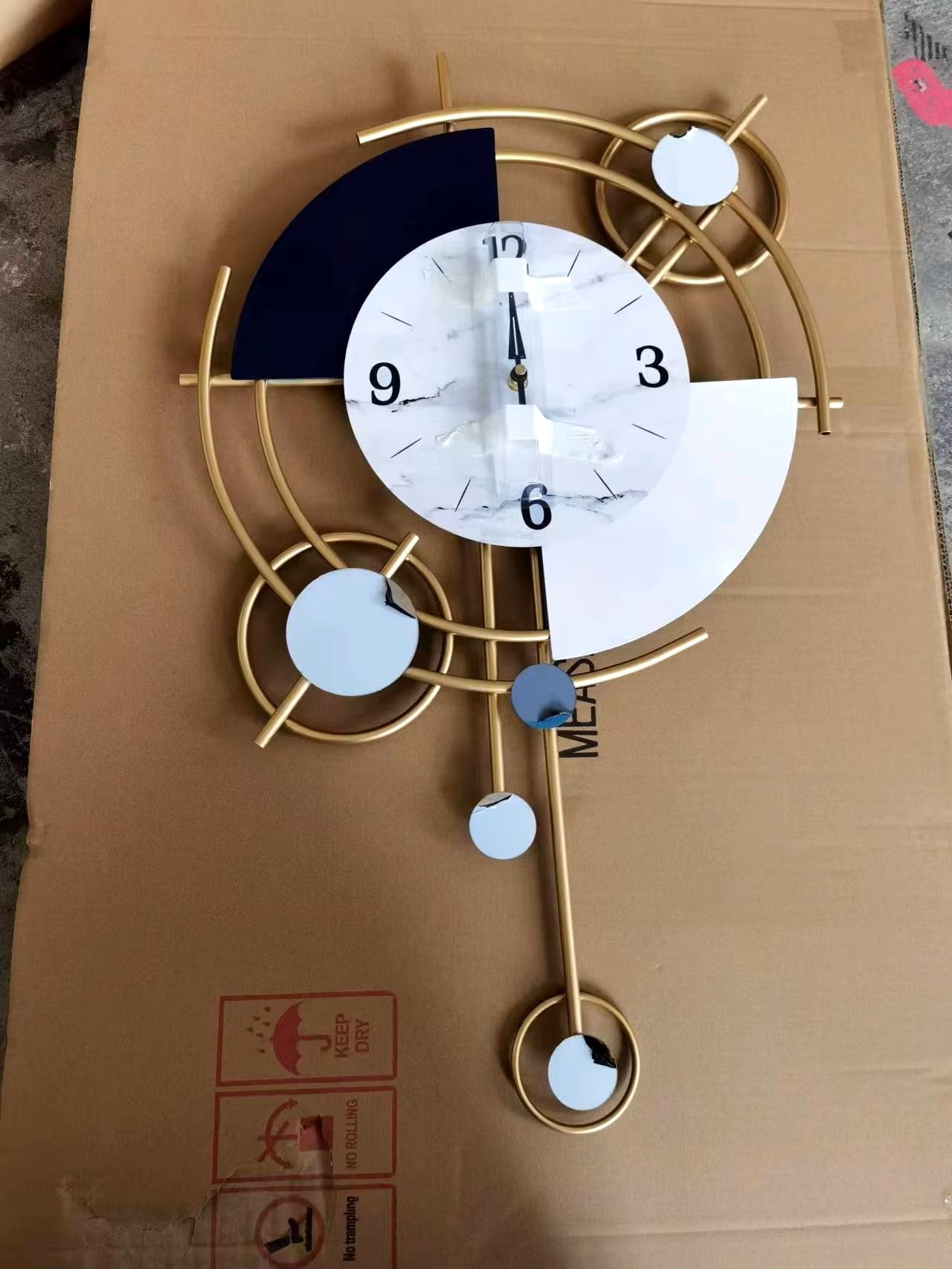 3D Geometric Metal Wall Clock