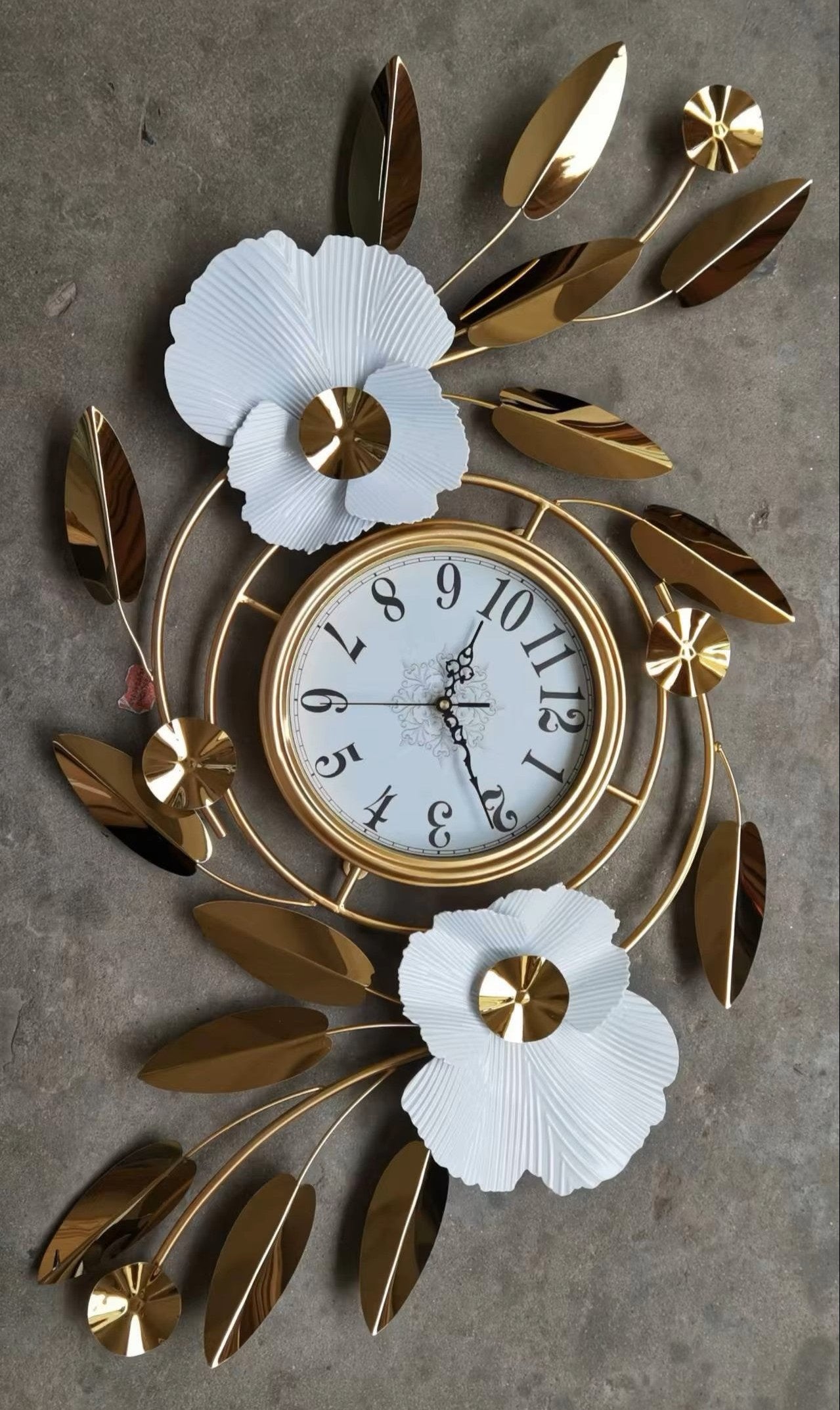 Modern Creative Stainless Steel Wall Clock