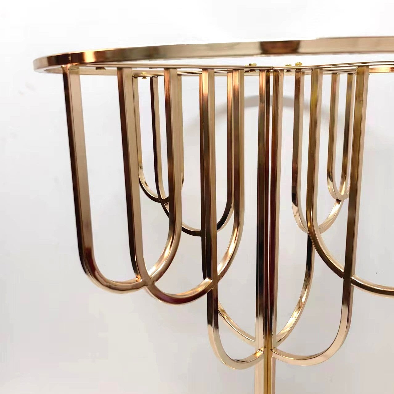 Gold Metal Round Flower Stand 