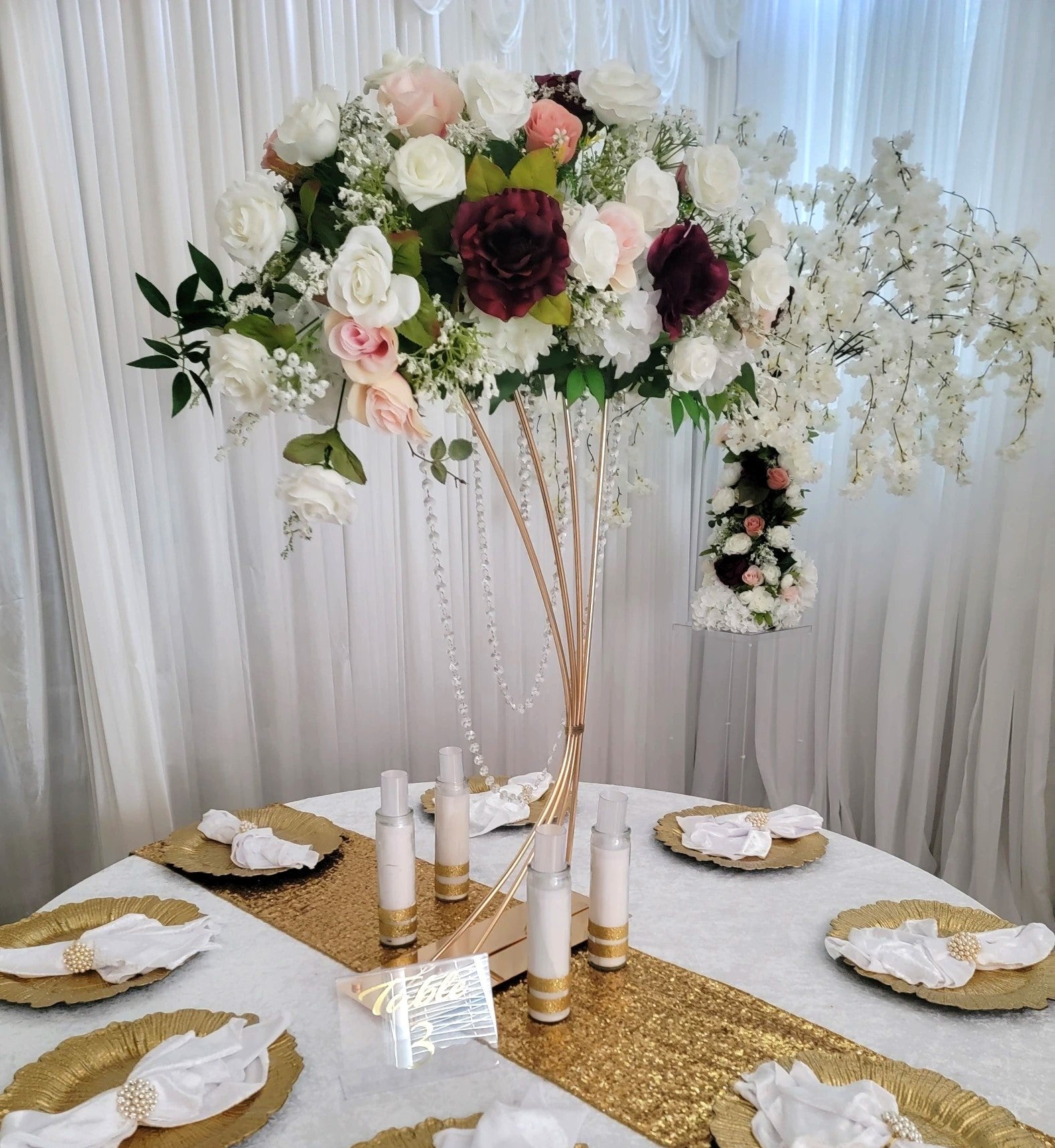 Table Floral Stand With Clear Pendant