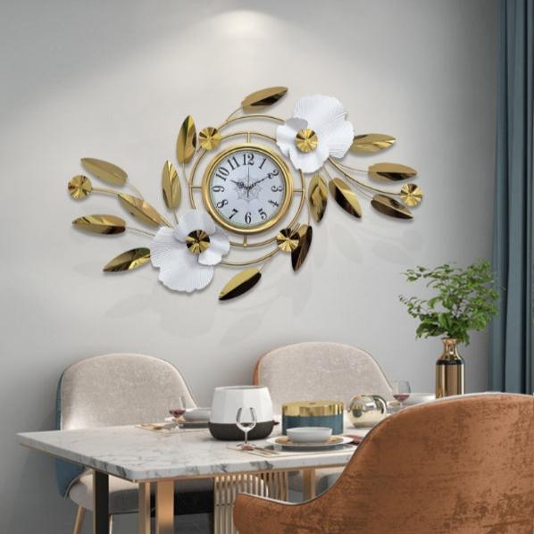 Modern Creative Stainless Steel Wall Clock