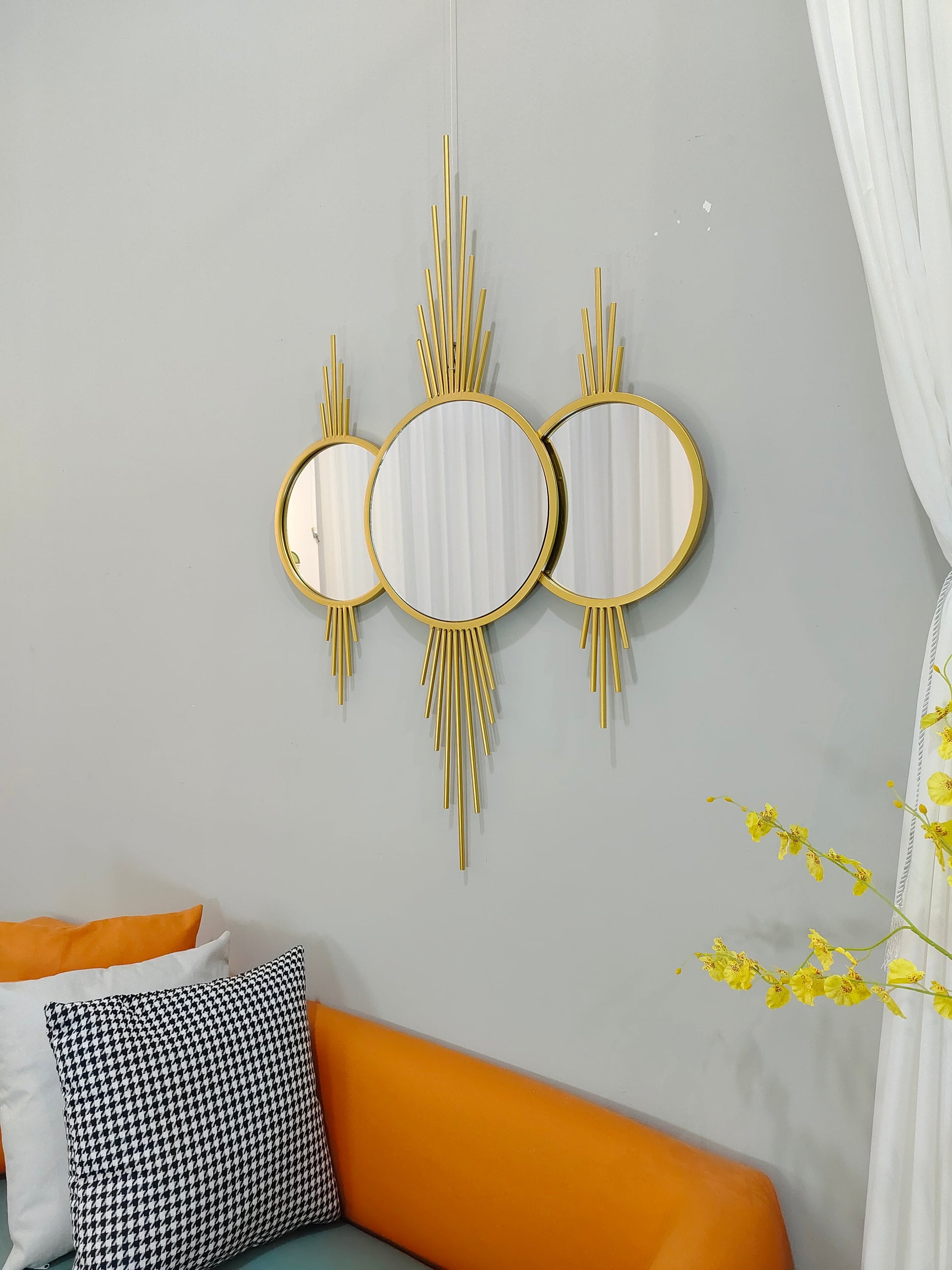 3 Pieces Overlapping Gold Round Mirror Wall Art